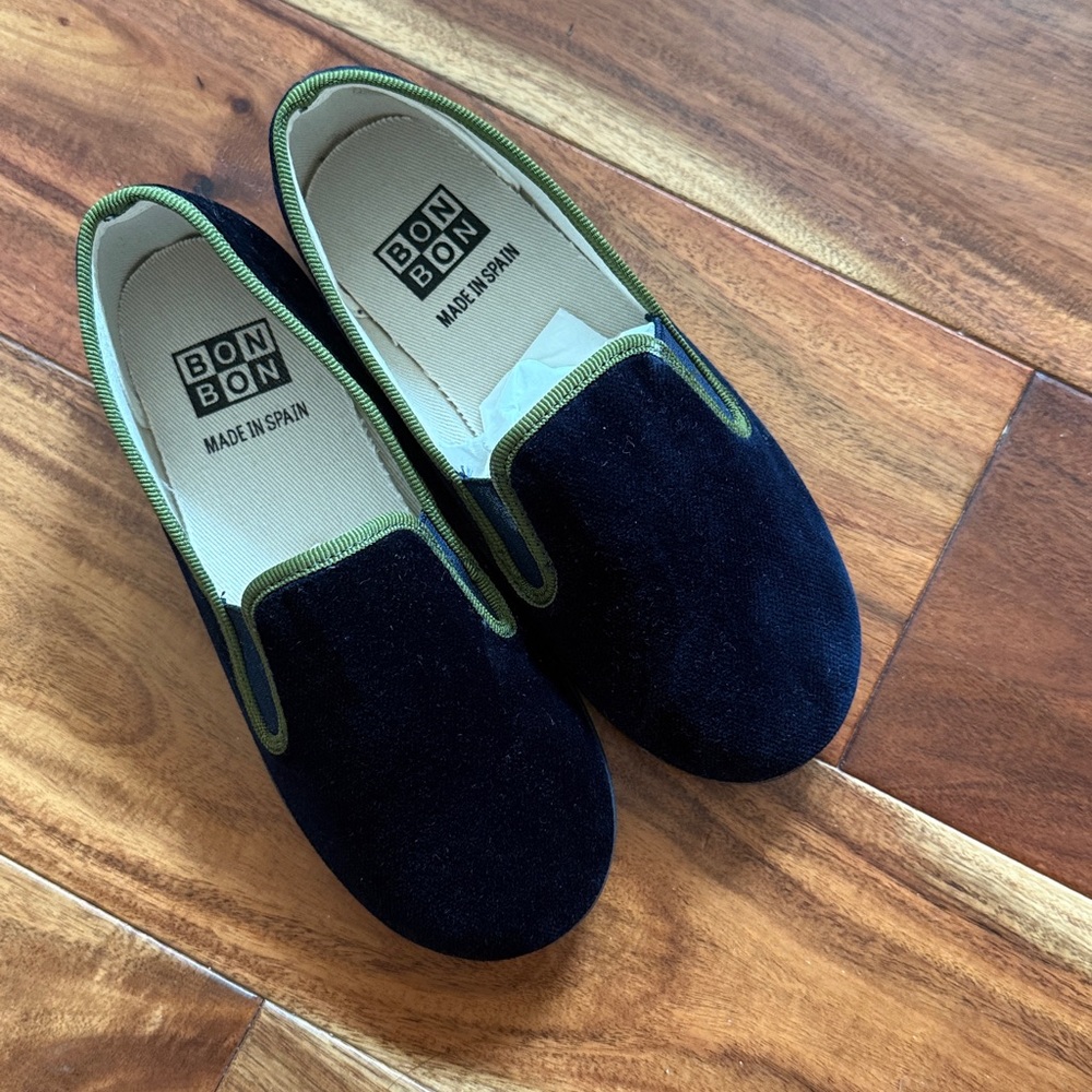 Brand new Bonton Bon Bon velvet loafers
